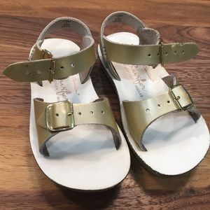 Size 7 Gold SunSan